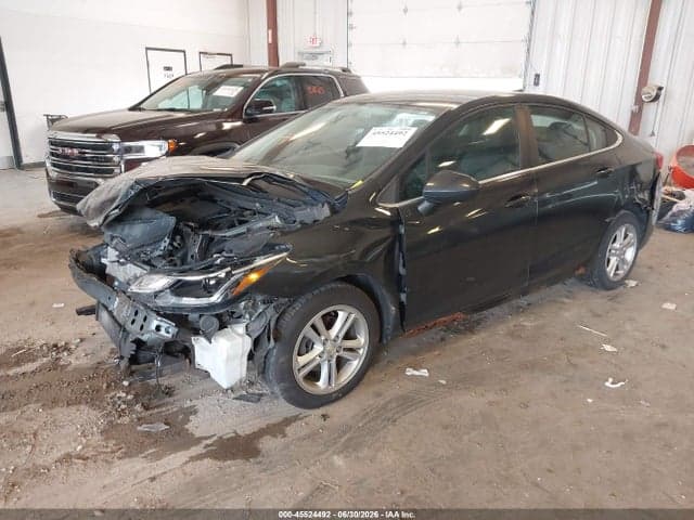 2018 CHEVROLET CRUZE LT AUTO 2