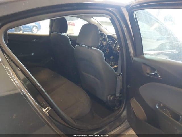 2018 CHEVROLET CRUZE LT AUTO 8