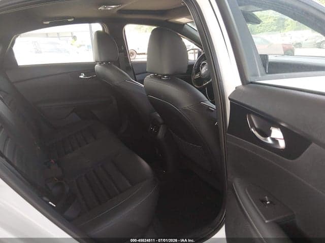 2024 KIA FORTE GT-LINE 8