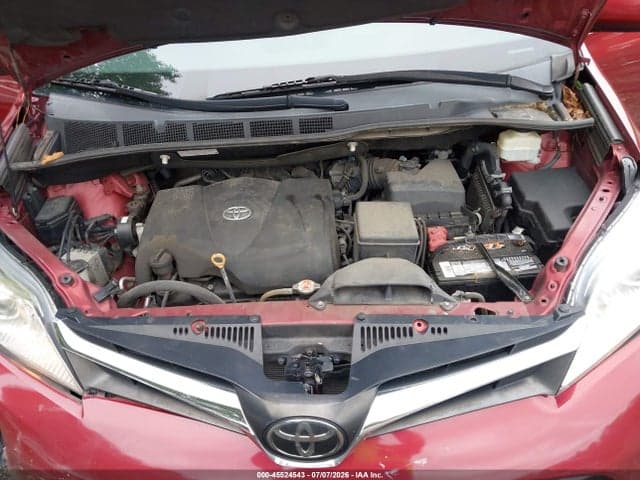 2020 TOYOTA SIENNA LE 10