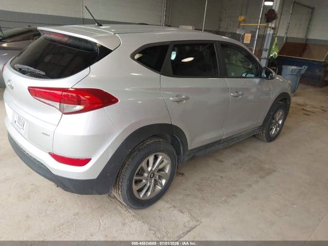 2018 HYUNDAI TUCSON SE 4