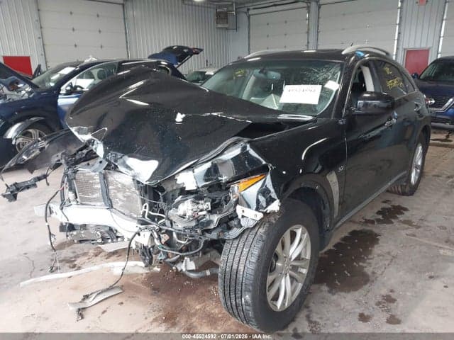 2017 INFINITI QX70 6