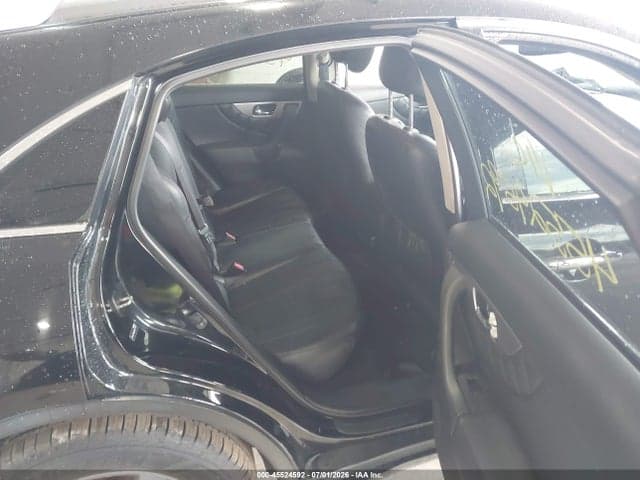 2017 INFINITI QX70 8