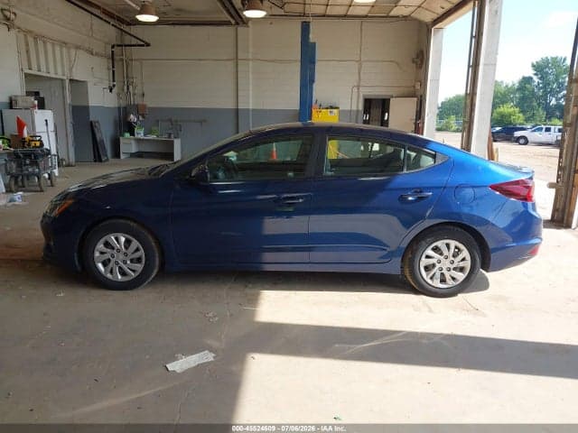 2020 HYUNDAI ELANTRA SE 14