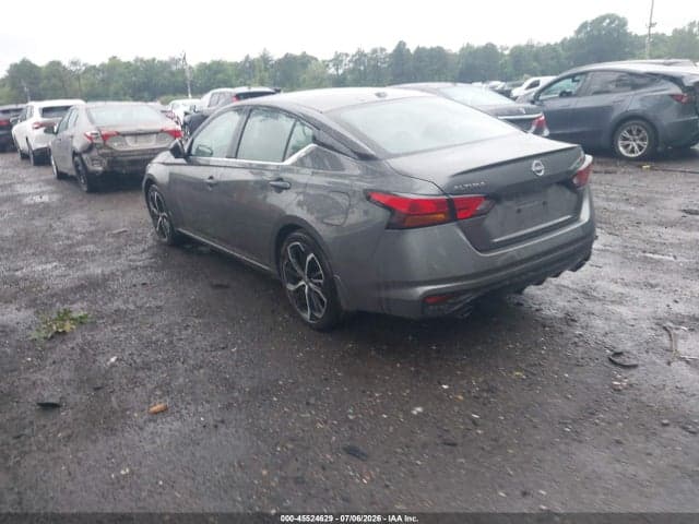 2025 NISSAN ALTIMA SR FWD 3