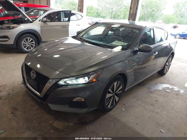 2021 NISSAN ALTIMA SV INTELLIGENT AWD 2