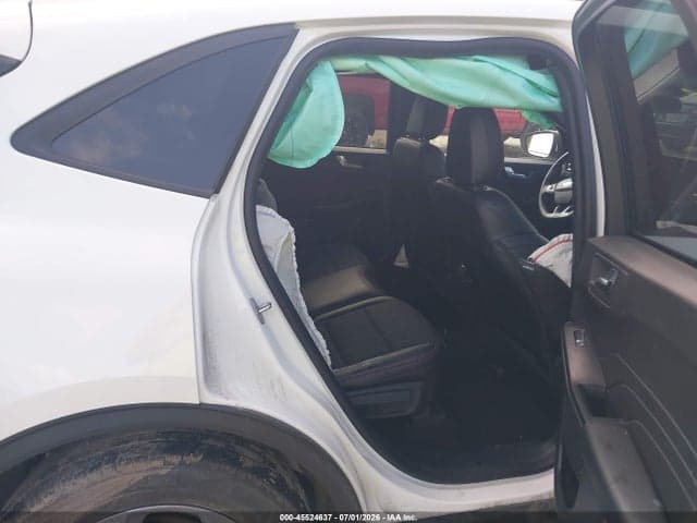 2025 FORD ESCAPE ST-LINE SELECT 8