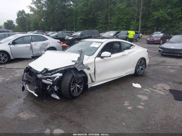 2018 INFINITI Q60 3.0T LUXE 2