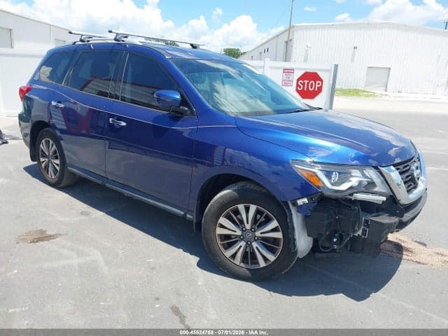 2017 NISSAN PATHFINDER S 1