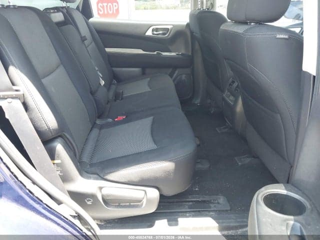 2017 NISSAN PATHFINDER S 8