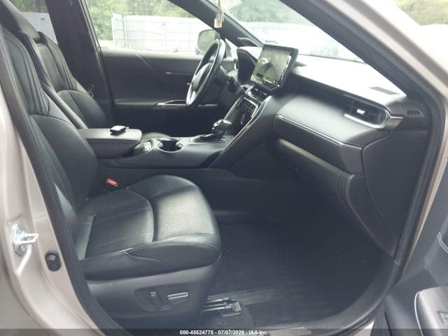 2021 TOYOTA VENZA XLE 5