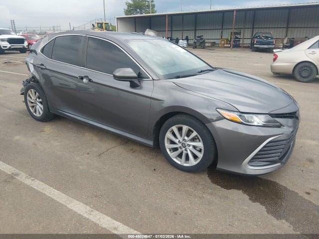 2022 TOYOTA CAMRY LE
