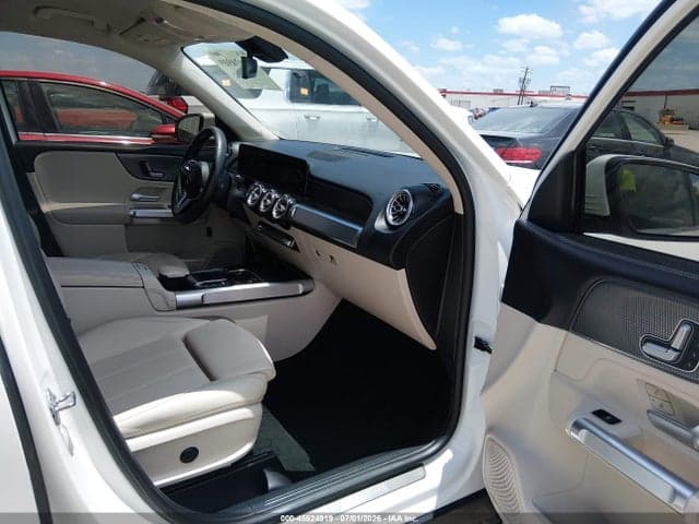 2021 MERCEDES-BENZ GLB 250 5