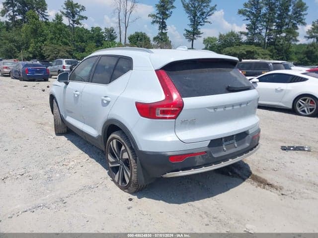 2024 VOLVO XC40 B5 PLUS BRIGHT THEME 3