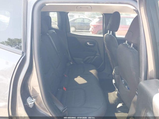 2020 JEEP RENEGADE LATITUDE FWD 8