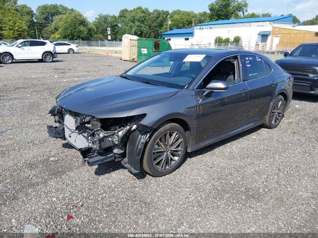 2024 TOYOTA CAMRY XLE 2