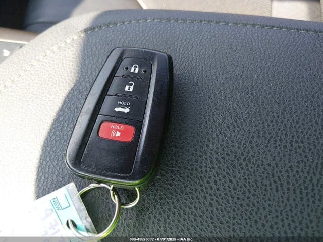 2024 TOYOTA CAMRY XLE 11