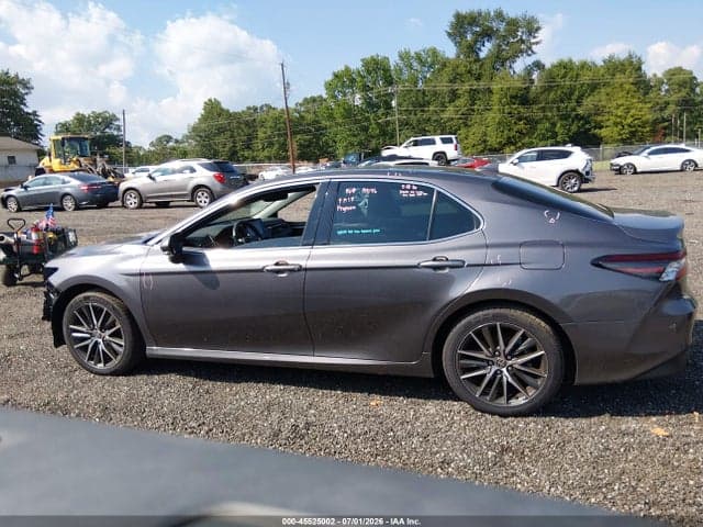 2024 TOYOTA CAMRY XLE 15