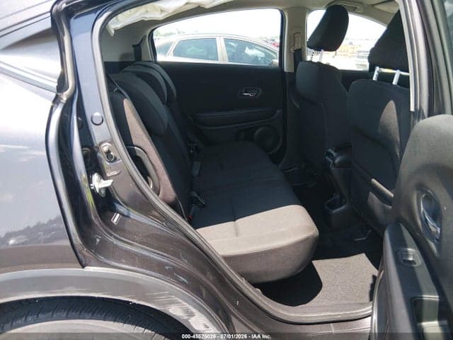 2017 HONDA HR-V LX 8