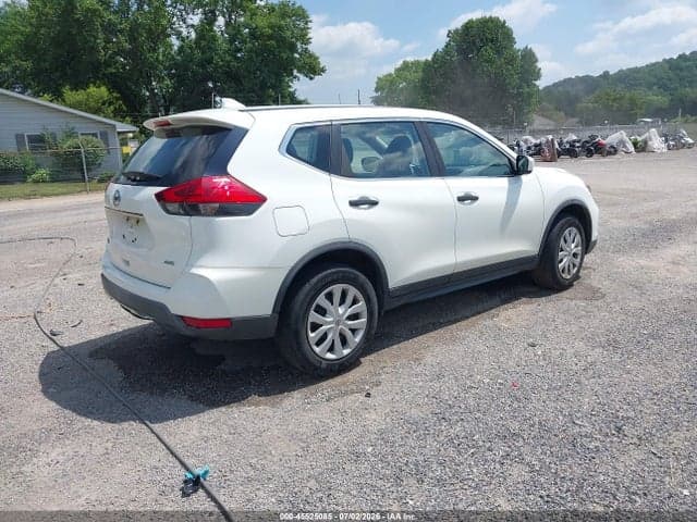 2017 NISSAN ROGUE S 4