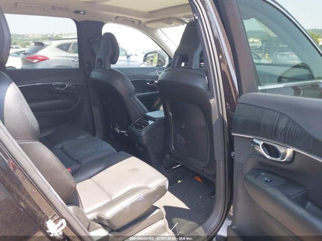 2020 VOLVO XC90 T5 MOMENTUM 7 PASSENGER 8