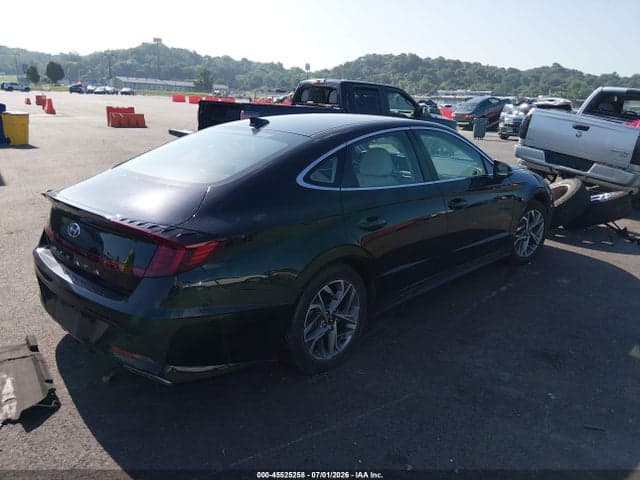 2021 HYUNDAI SONATA SEL 4