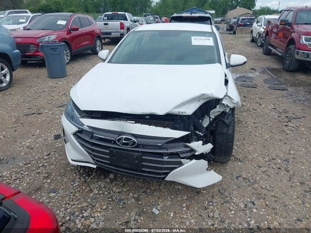 2019 HYUNDAI ELANTRA SE 6