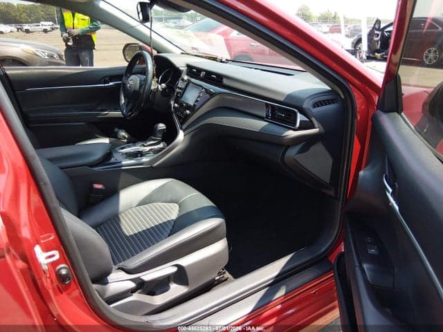 2020 TOYOTA CAMRY SE AWD 5