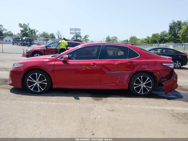 2020 TOYOTA CAMRY SE AWD 6