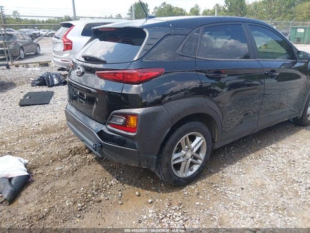 2020 HYUNDAI KONA SE 4