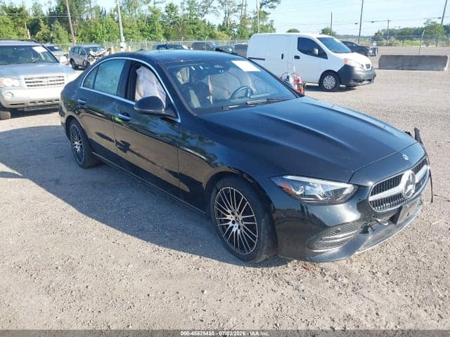 2025 MERCEDES-BENZ C 300