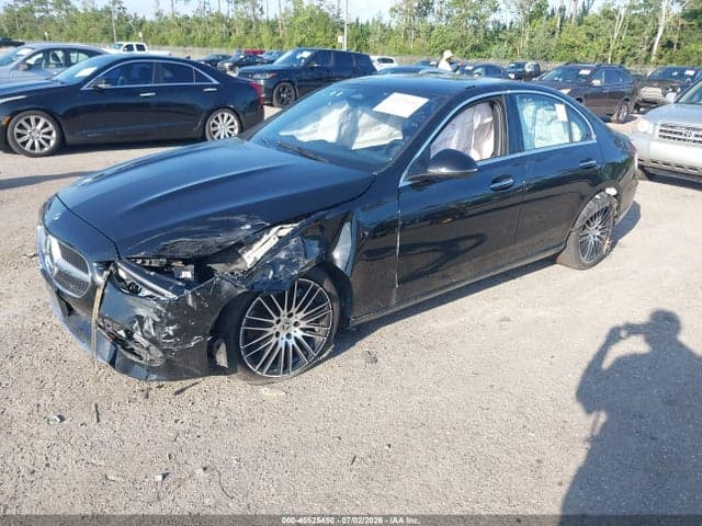 2025 MERCEDES-BENZ C 300 2