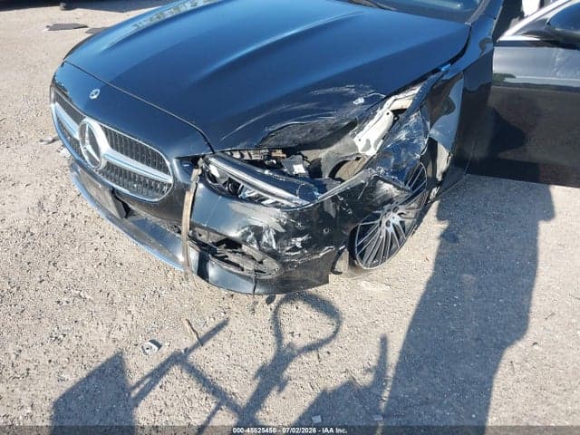 2025 MERCEDES-BENZ C 300 6
