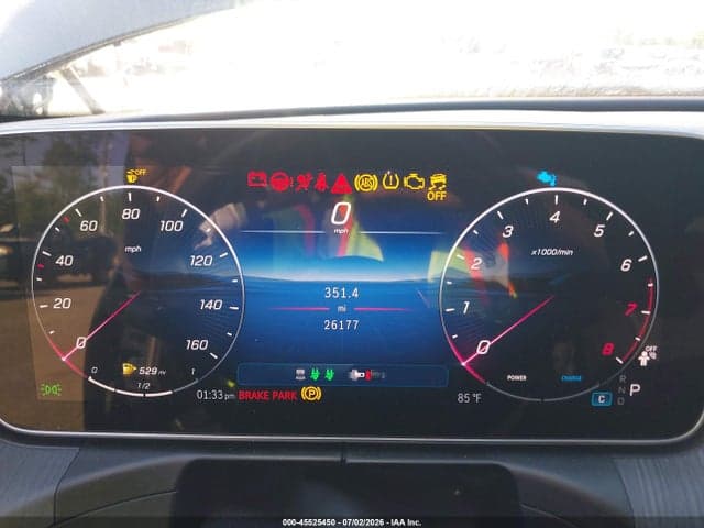 2025 MERCEDES-BENZ C 300 7