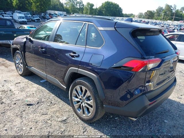 2022 TOYOTA RAV4 XLE PREMIUM 3