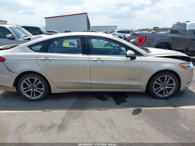 2017 FORD FUSION HYBRID SE 13