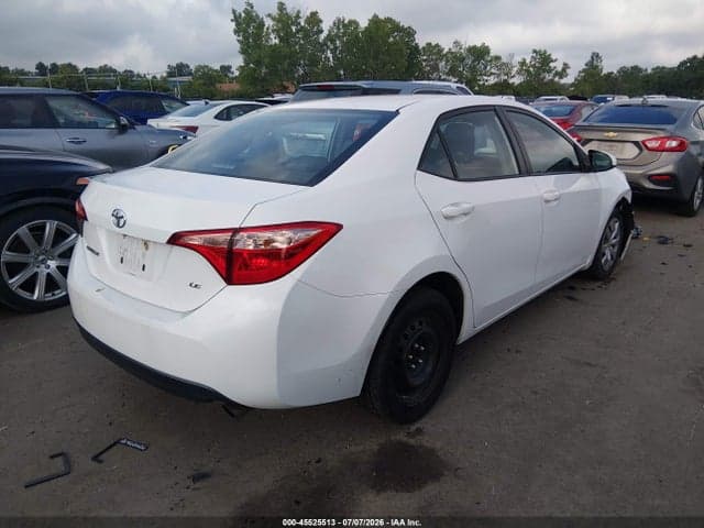 2019 TOYOTA COROLLA LE 4