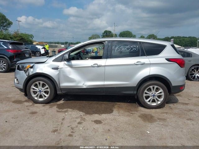 2019 FORD ESCAPE SE 15