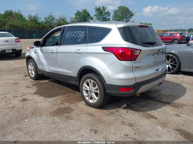 2019 FORD ESCAPE SE 3
