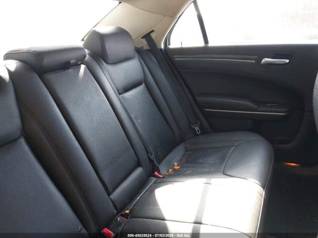2018 CHRYSLER 300 TOURING 8