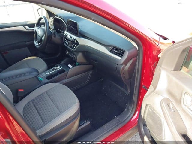 2020 FORD ESCAPE SE 5