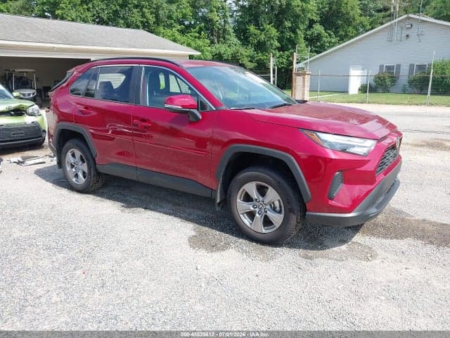 2025 TOYOTA RAV4 XLE 1