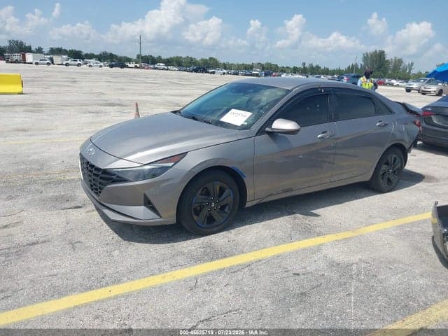 2022 HYUNDAI ELANTRA SEL 2