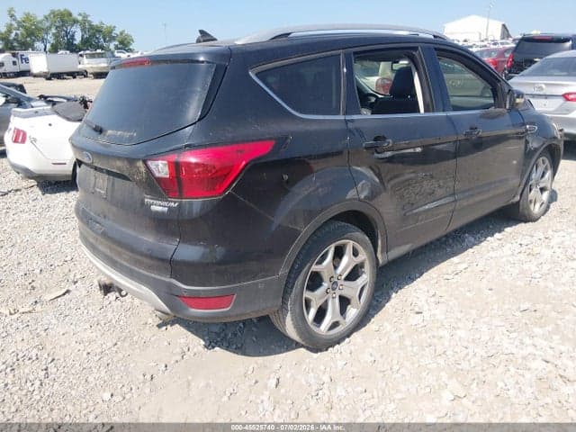 2019 FORD ESCAPE TITANIUM 4