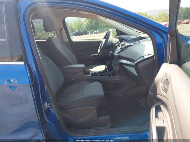 2017 FORD ESCAPE SE 5