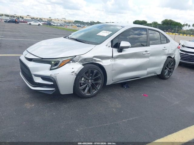 2024 TOYOTA COROLLA SE 2