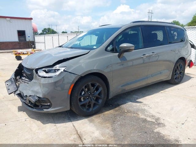 2023 CHRYSLER PACIFICA TOURING L 2