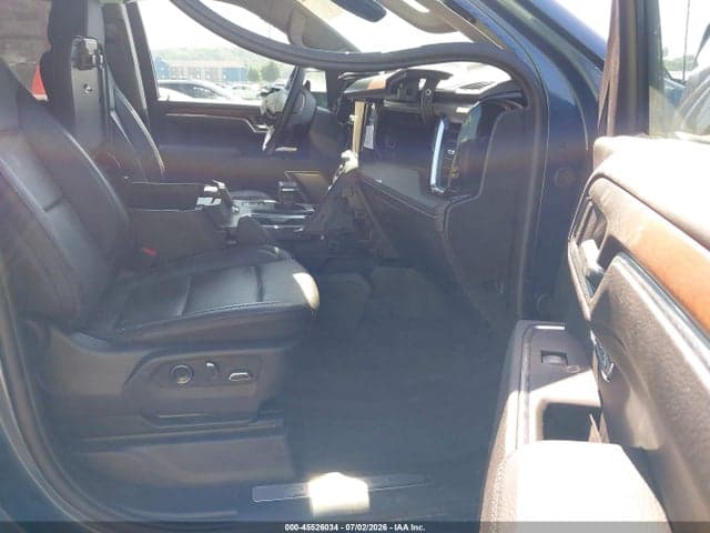 2025 GMC SIERRA 1500 4WD SHORT BOX DENALI 5