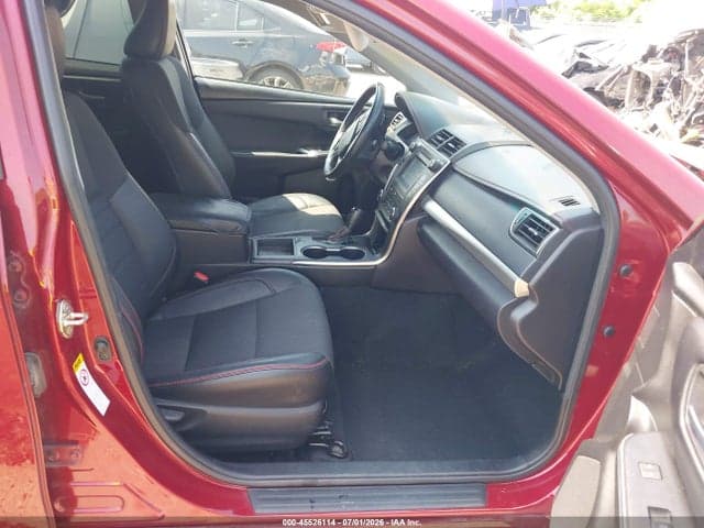 2017 TOYOTA CAMRY SE 5