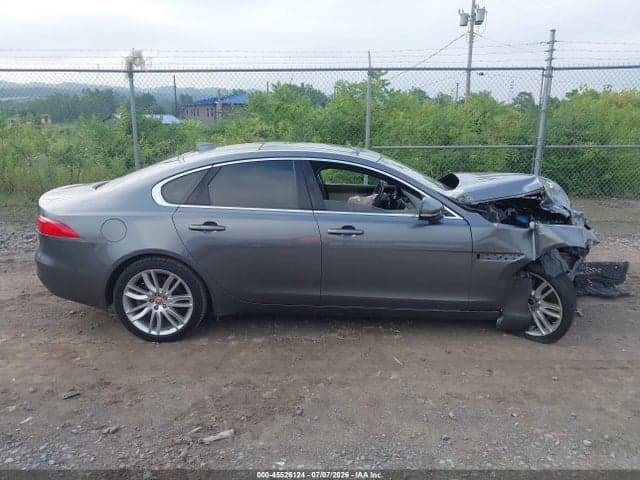 2017 JAGUAR XF 35T PRESTIGE 14